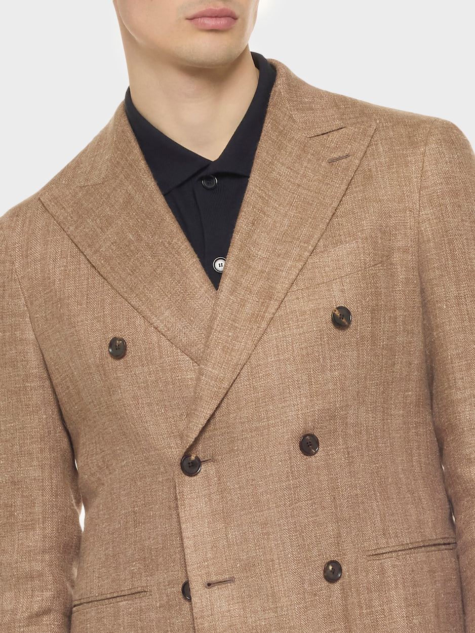 Caruso Menswear Abbigliamento Uomo Giacche Giacca aida doppiopetto in seta lino marrone look 5