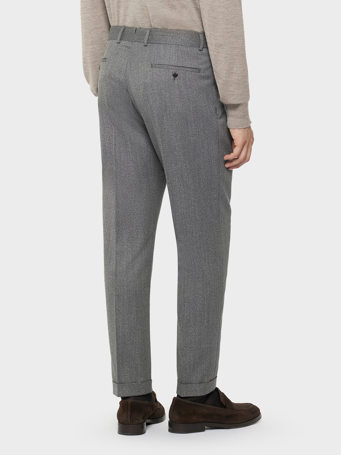 Caruso Menswear Abbigliamento Uomo Pantaloni Pantalone carrot fit in cover di lana grigio look 4