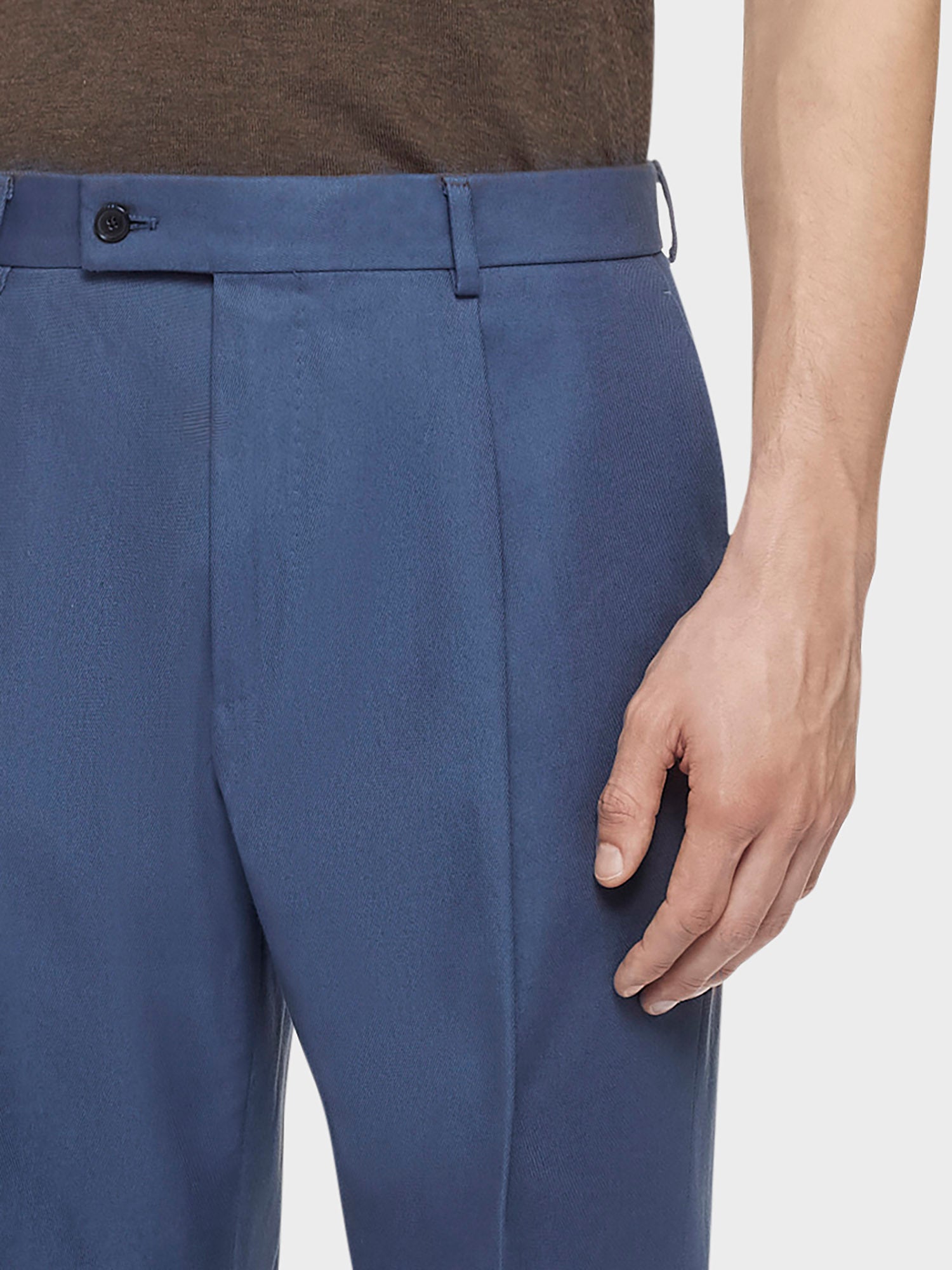 Caruso Menswear Abbigliamento Uomo Pantaloni Pantalone carrot-fit in cotone blu look 5