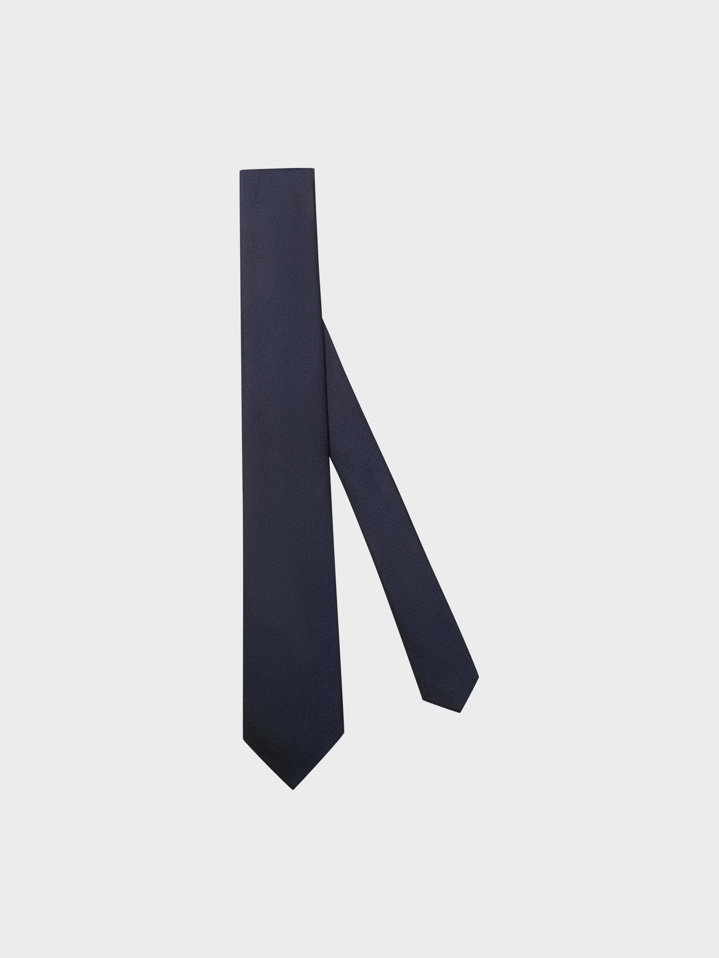 Caruso Menswear Abbigliamento Uomo Accessori Cravatta in raso blu navy look 1