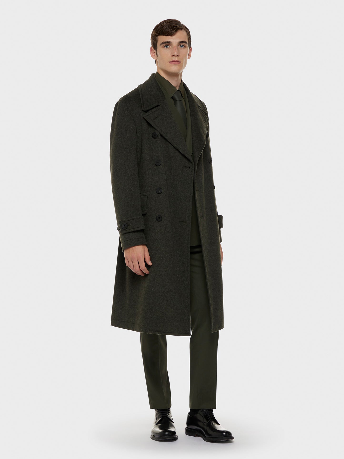 Caruso Menswear Abbigliamento Cappotto da uomo corsaro doppiopetto in beaver di lana verde total look