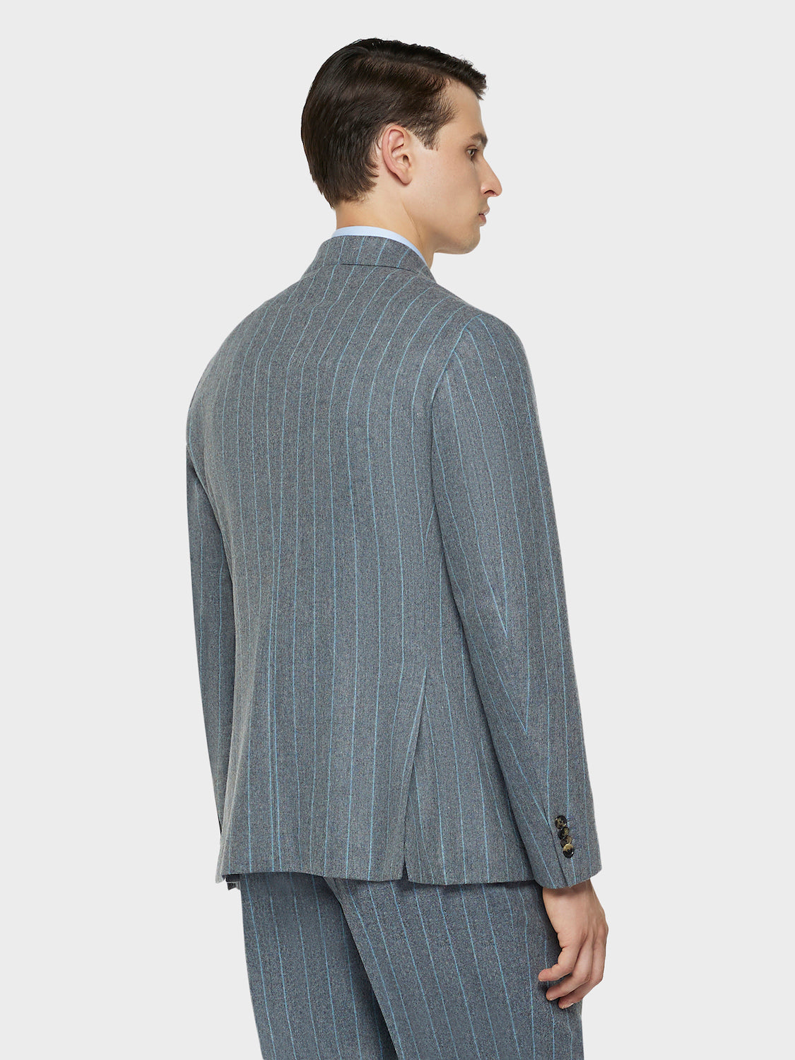 Caruso Menswear Abbigliamento Uomo Giacche Giacca butterfly doppiopetto gessata in lana grigia look 4