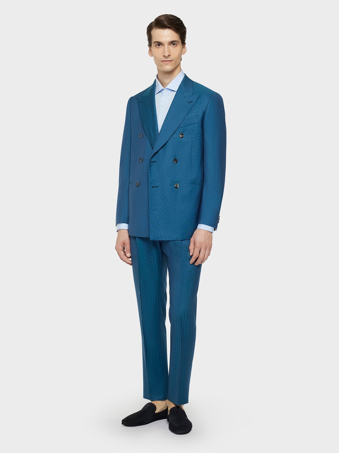 Caruso Menswear Abbigliamento Uomo Abiti Abito norma doppiopetto in lana e seta ottanio look 1