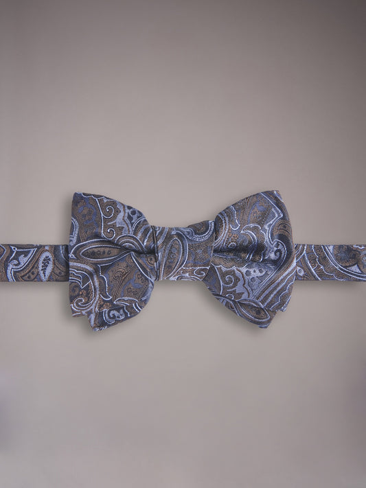 Self-tie bow tie in blue silk with a paisley motif