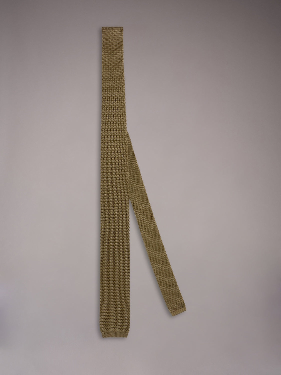 Cravatta in maglia di seta beige