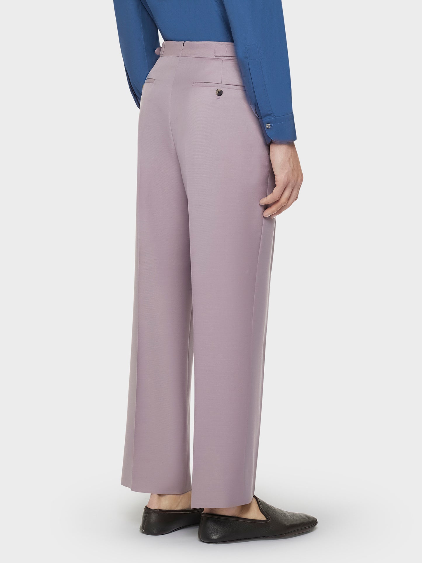 Caruso Menswear Abbigliamento Uomo Pantaloni Pantalone a vita alta in lana mohair e seta malva look 4