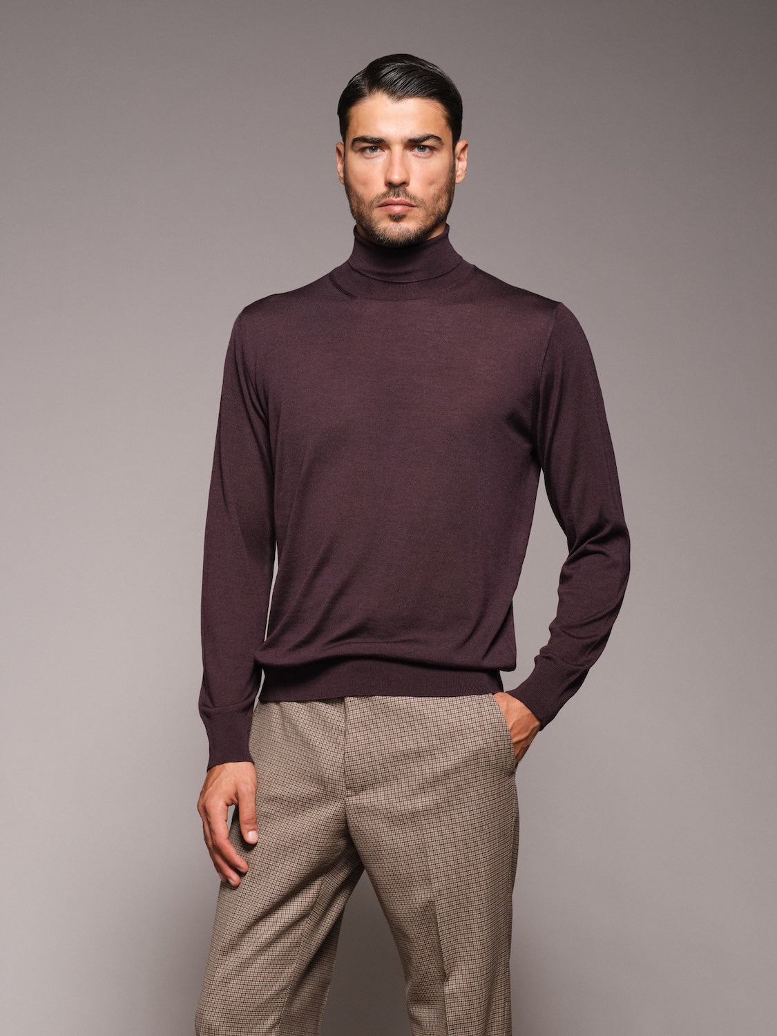 Turtleneck in burgundy wool, silk and cashmere