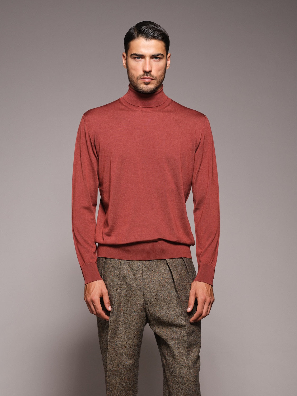 Turtleneck in red wool, silk and cashmere