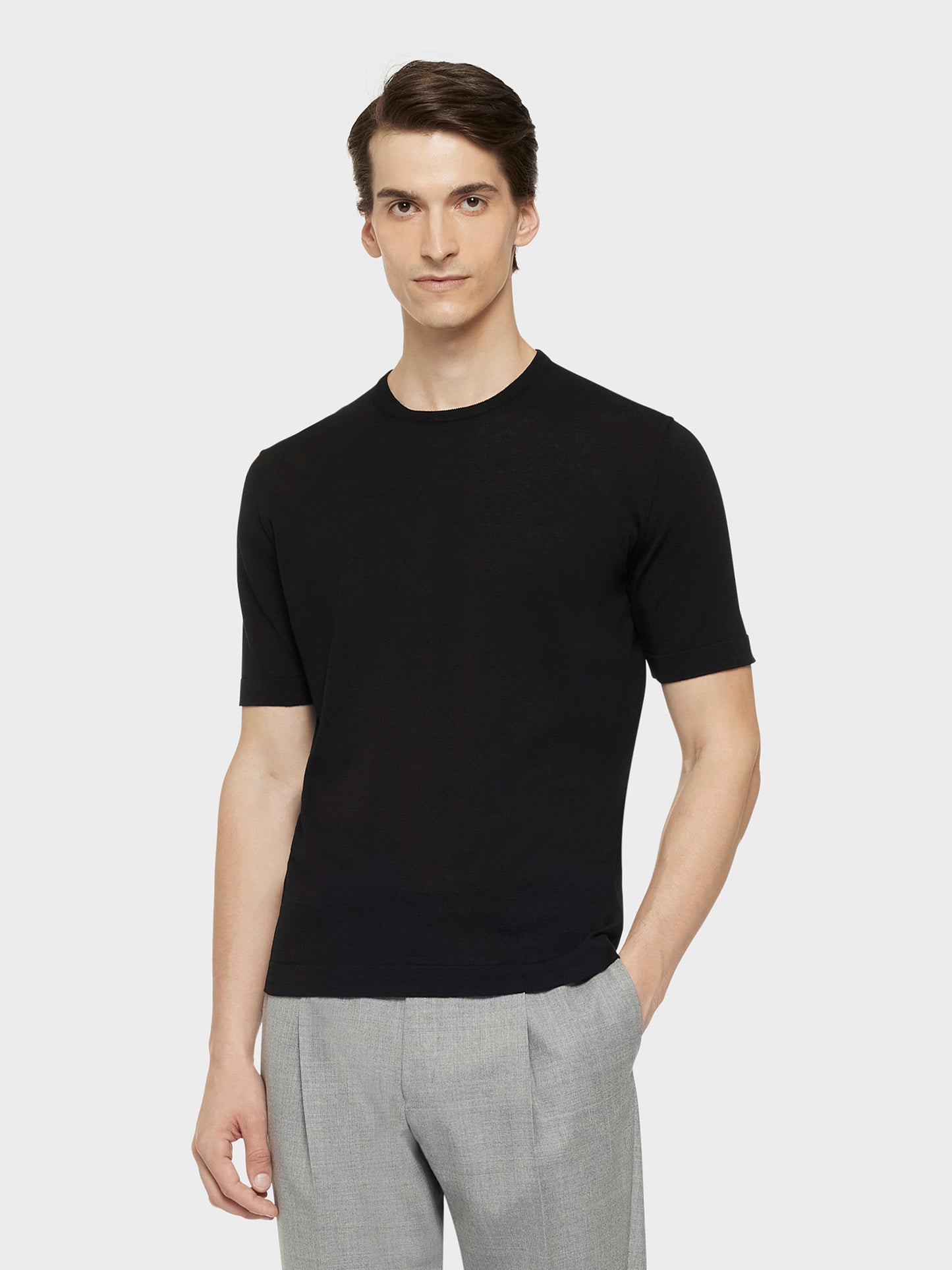 Caruso Menswear Abbigliamento Uomo Maglieria Maglia a maniche corte in cotone nera look 1