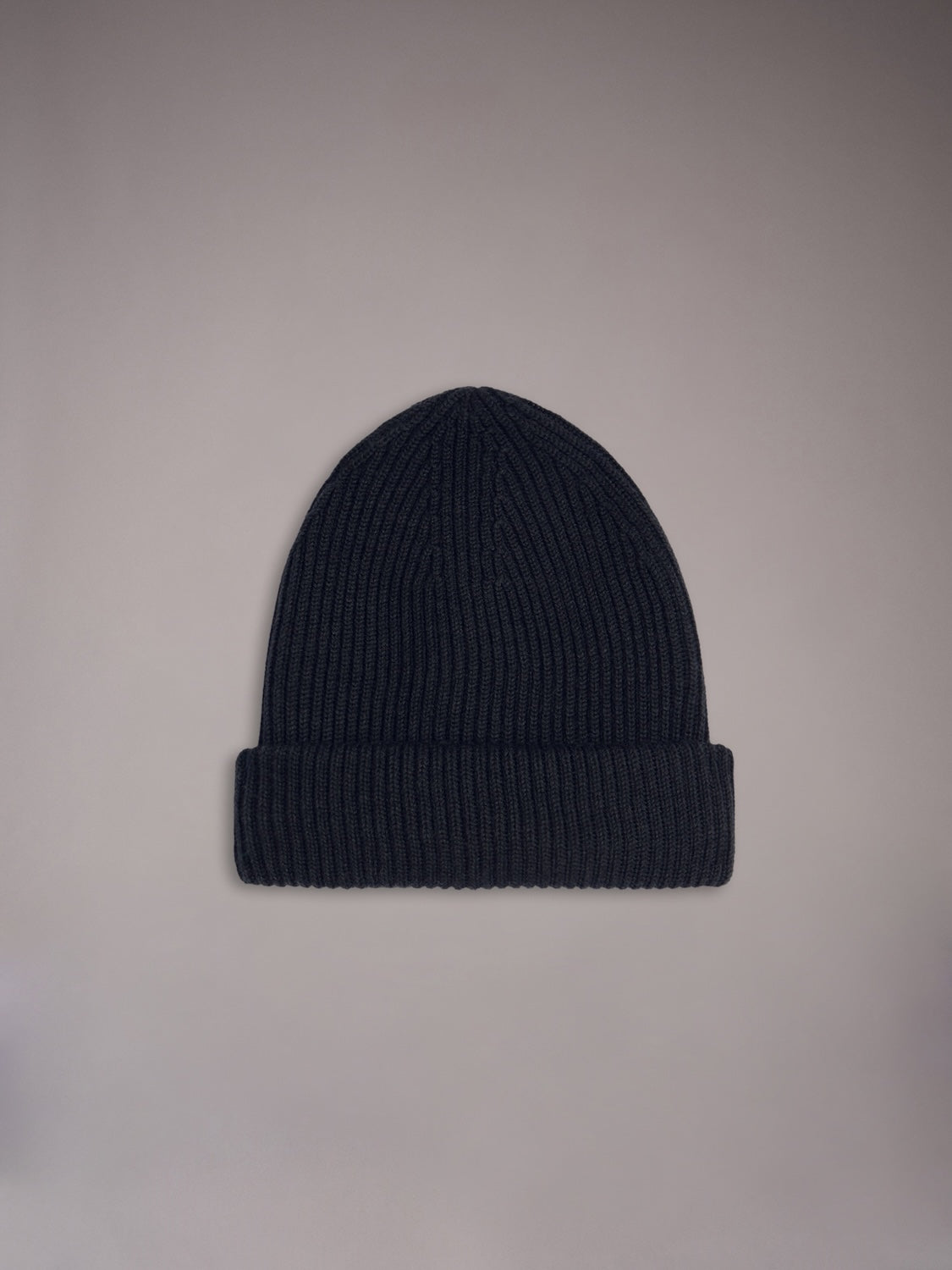 Beanie in blue wool
