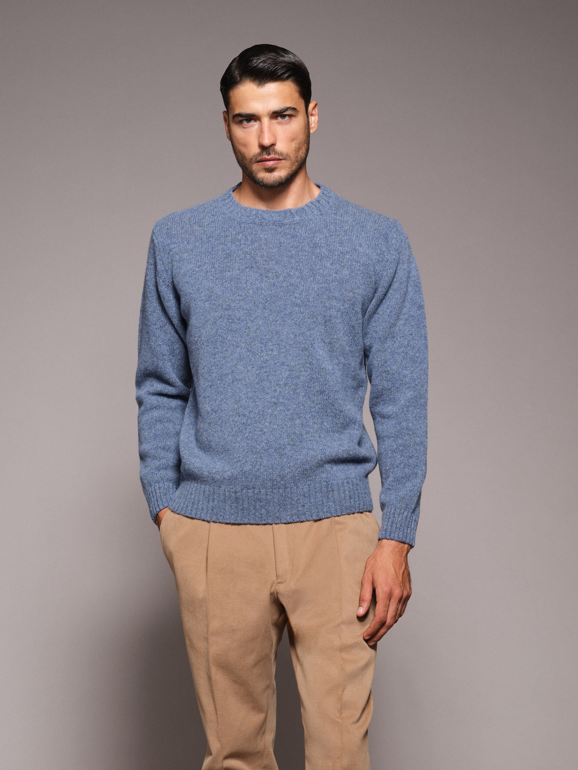 Crewneck sweater in blue Shetland wool