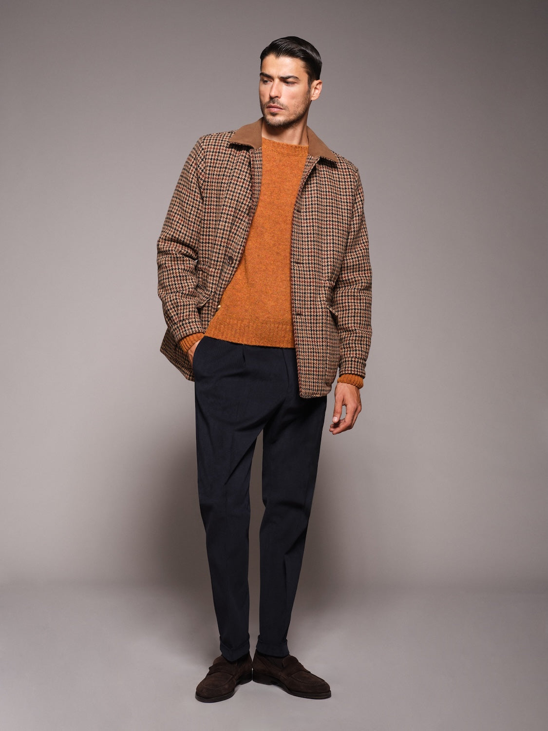 Crewneck sweater in burgundy Shetland wool