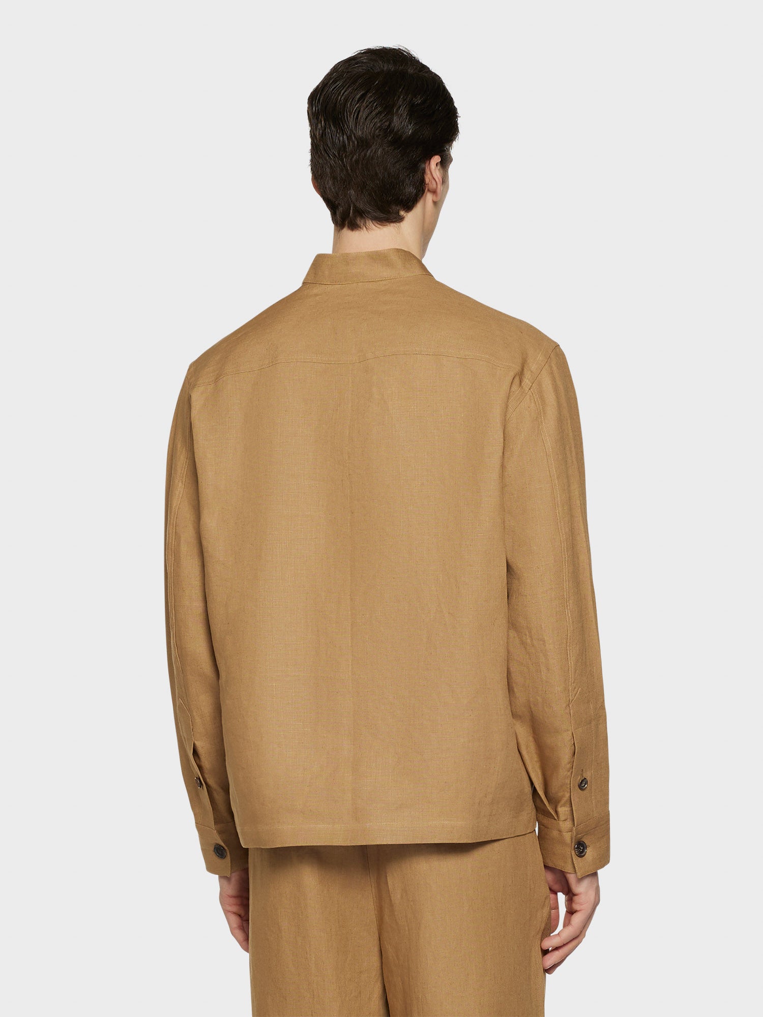 Caruso Menswear Abbigliamento Uomo Overshirt Overshirt in lino irlandese color cammello look 4