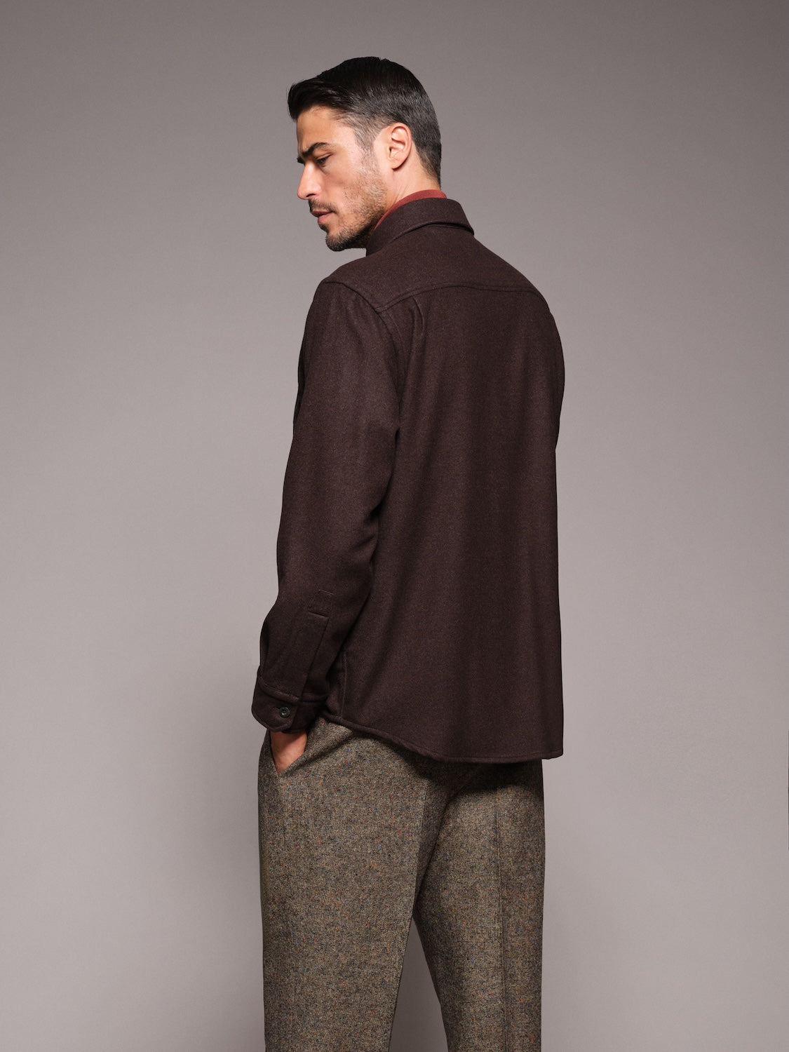 Overshirt in dark brown 180s' wool
