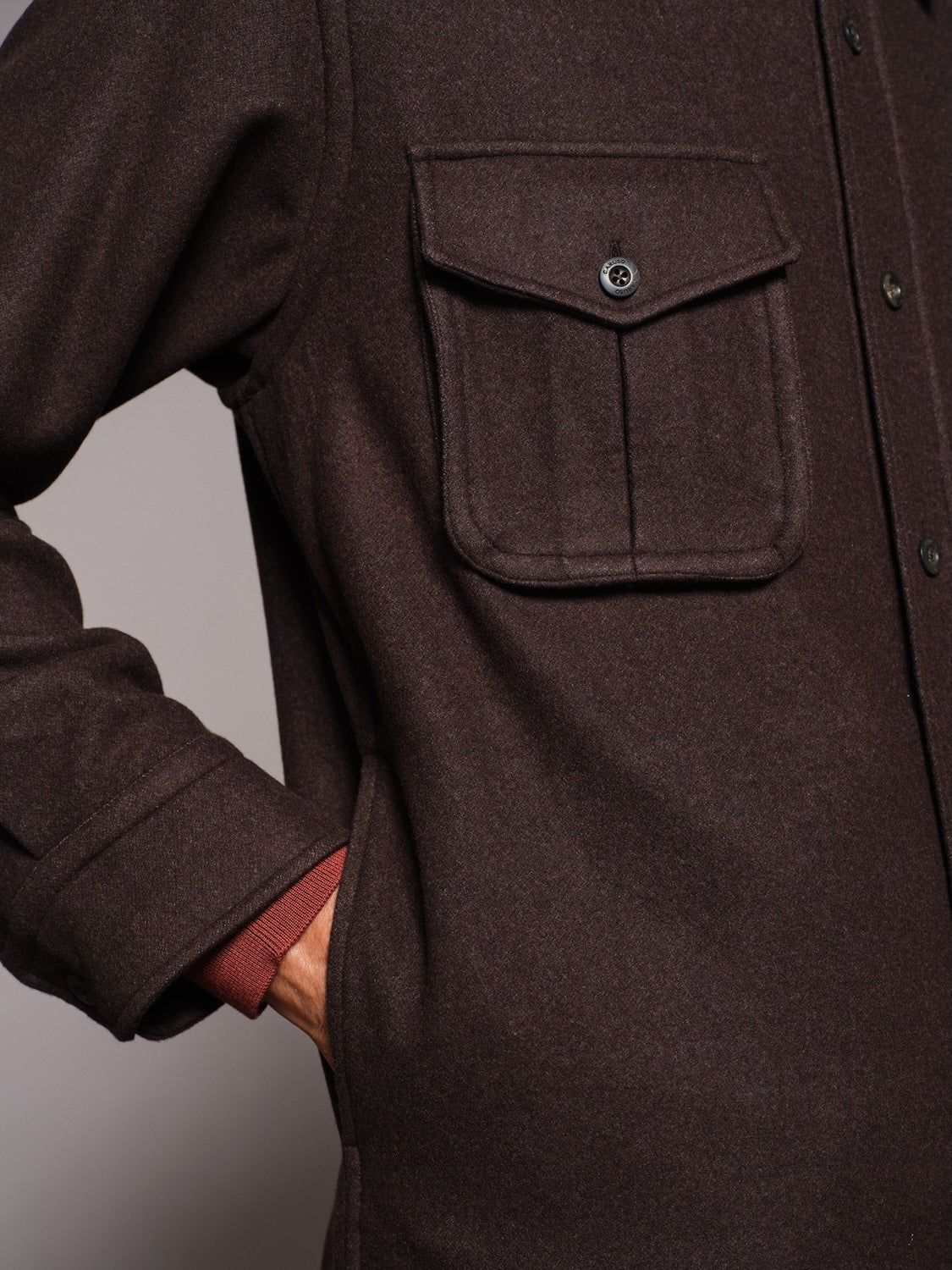 Overshirt in dark brown 180s' wool