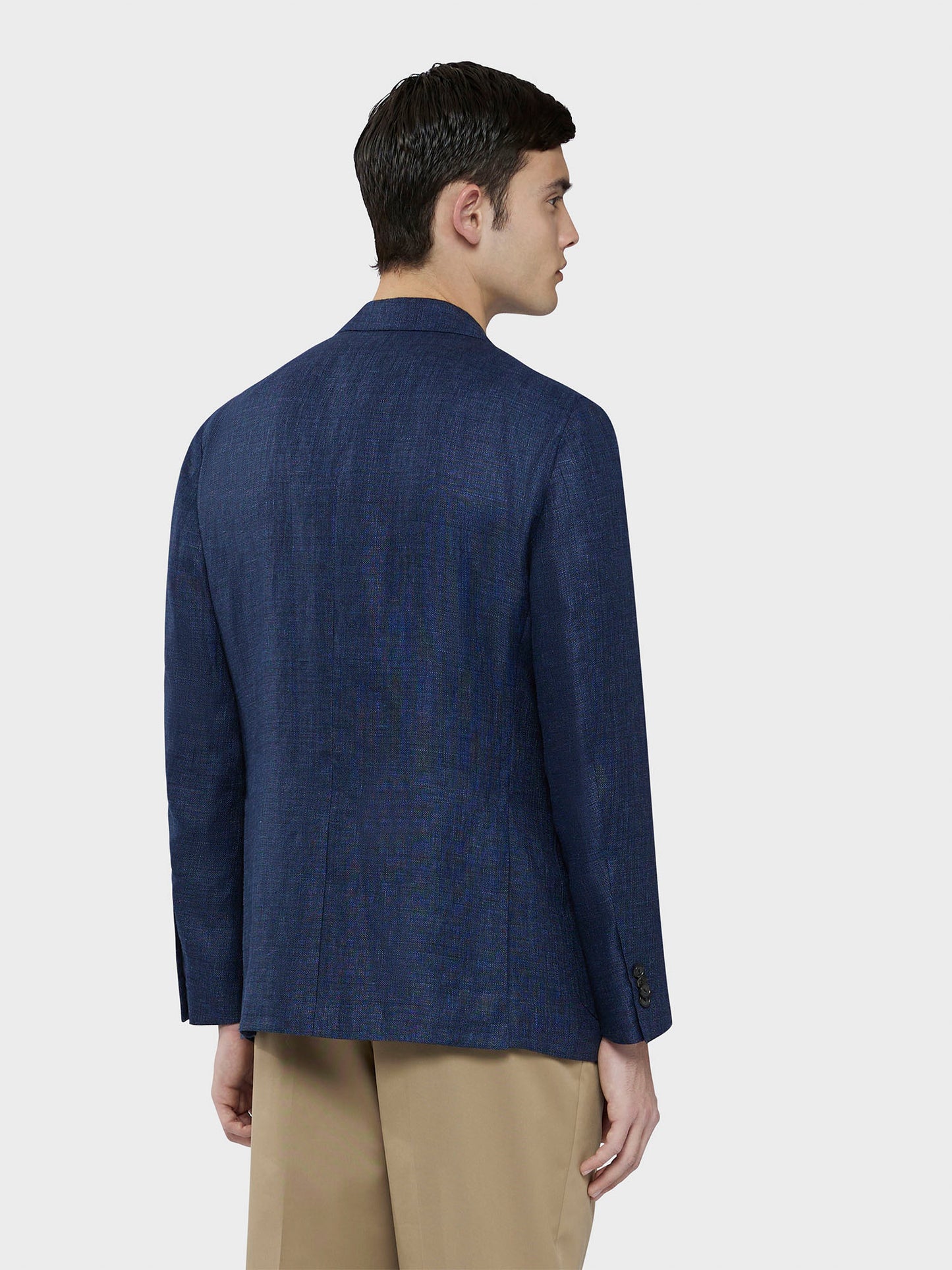 Caruso Menswear Abbigliamento Uomo Giacca Aida semisfoderata primaverile in lino lana bianco drop 8R indossato back